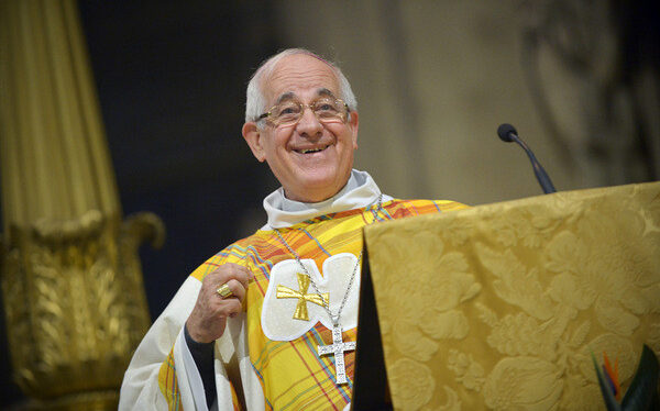 Mgr-Jean-Yves-Riocreux-eveque-Basse-Terre-Guadeloupe-11-novembre-2014_0_730_400