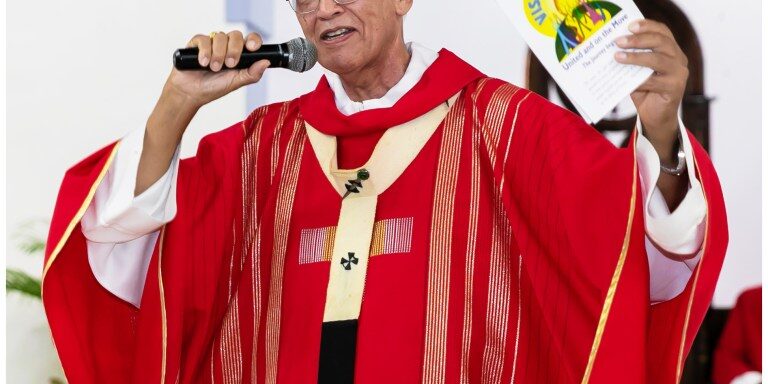 Archbishop-Robert-Rivas