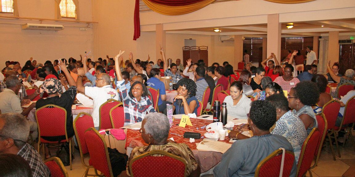 32161284_228537474547653_5630701175868227584_n