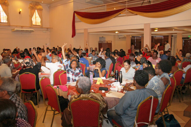 32161284_228537474547653_5630701175868227584_n