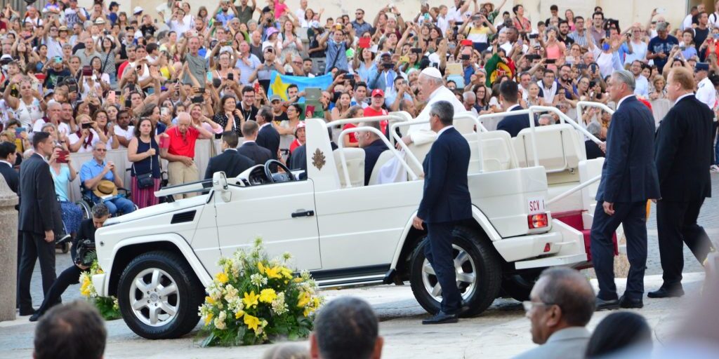 pope-departs-1024×561