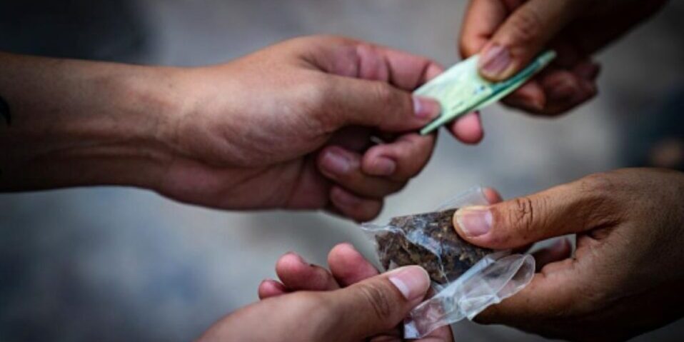 Uso-iliciot-drogas-958×559