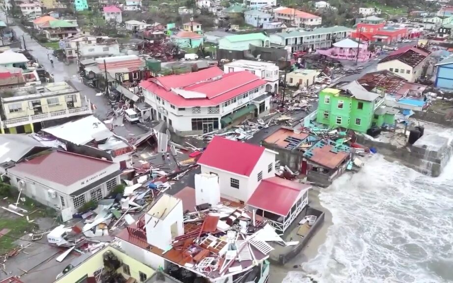 devastation_in_carriacou_1_a68731e1ec4ae1055b7040c4a3b7f7c3