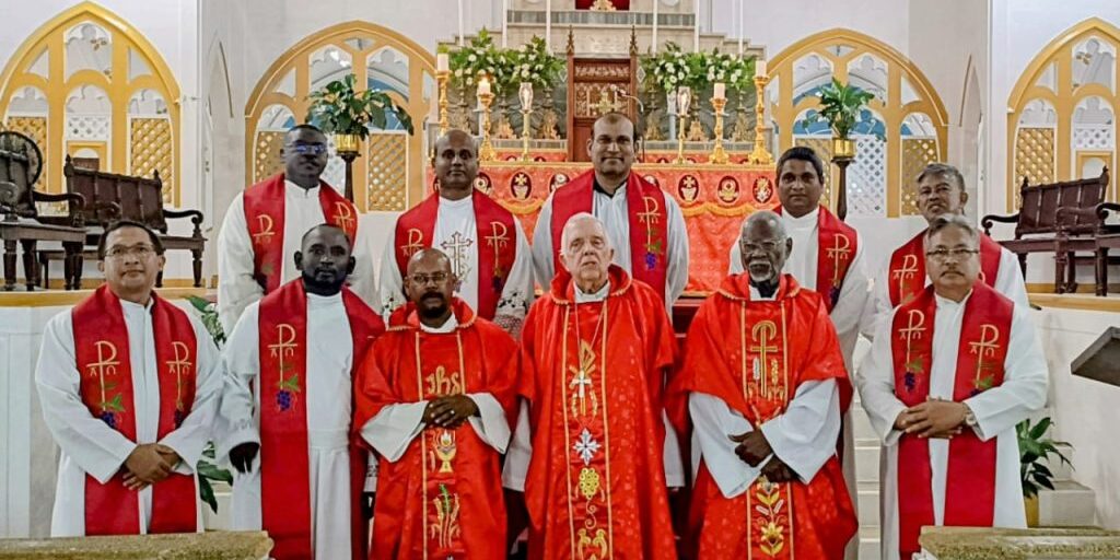 clergy-with-bp-alleyne-1024×778