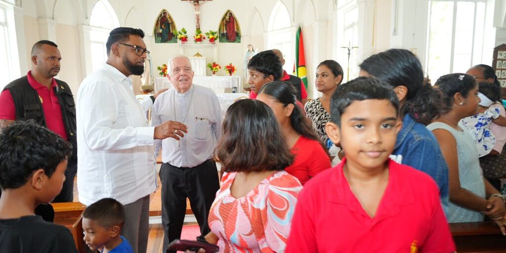 meet-people-1024×683