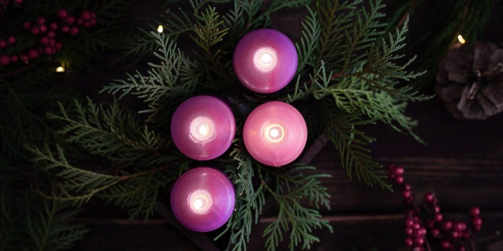 wreath-with-three-purple-and-one-pink-advent-candl-2025-01-09-01-14-29-utc-1024×684