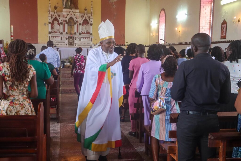 Till we meet again’ –Bishop bids farewell to Grenada faithful